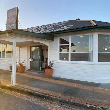 Hokitika Pioneer Hotel Esterno foto
